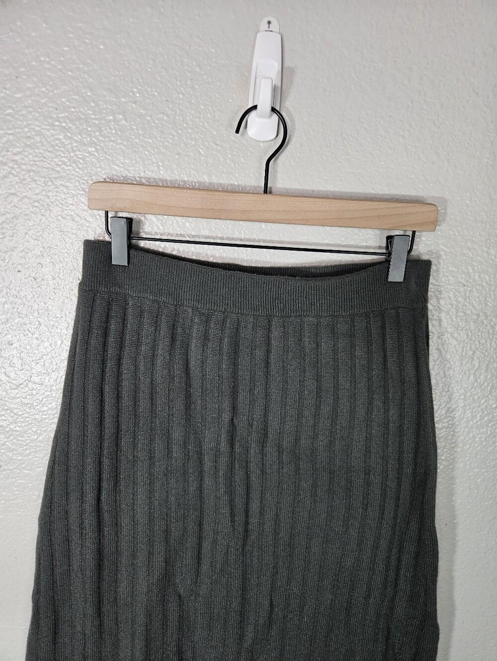Quince Mongolian Cashmere Midi Skirt Moss Size S - Picture 3 of 10